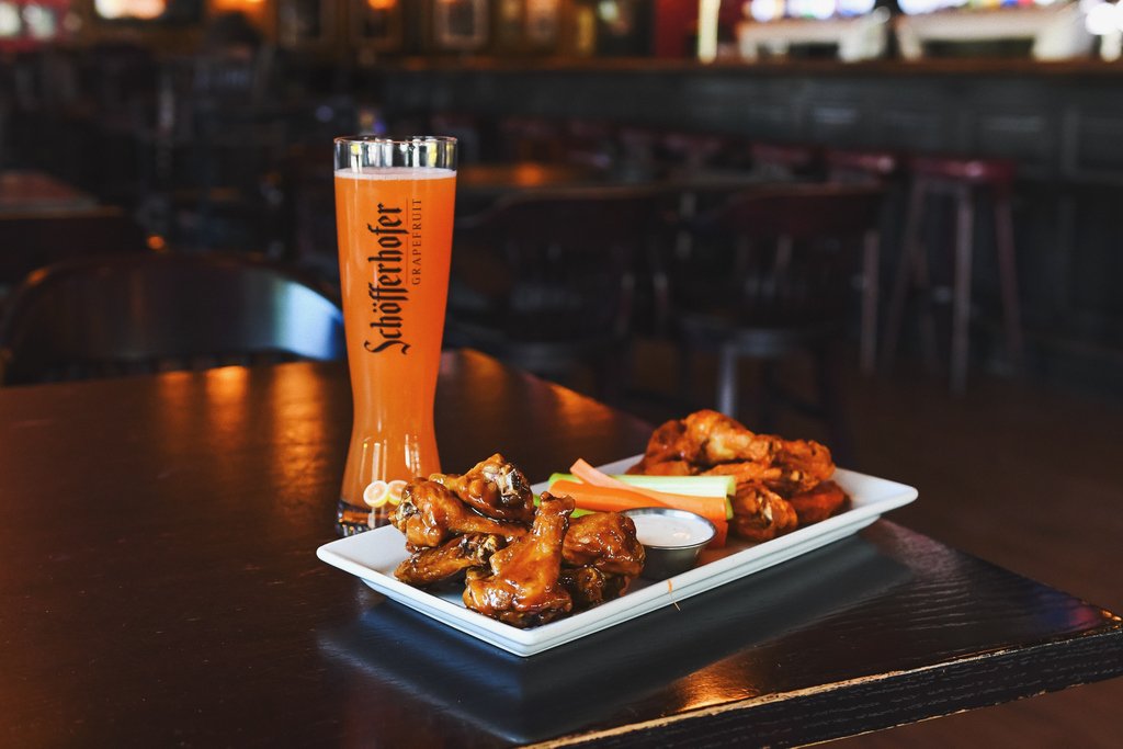 We’ve got an awesome special promo going on for the month of July – every night (including weekends) we’re offering UNLIMITED CHICKEN WINGS for $15+tax per person from 9pm – close! Rules: Must purchase a beverage. No take away orders. Not a shared item. Subject to availability!🍗