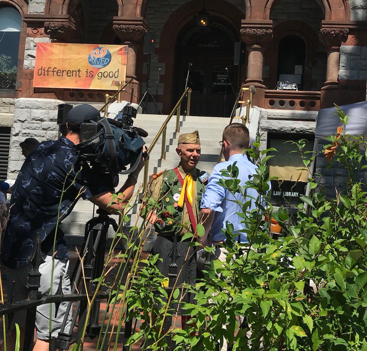 93.9 The River tweet media