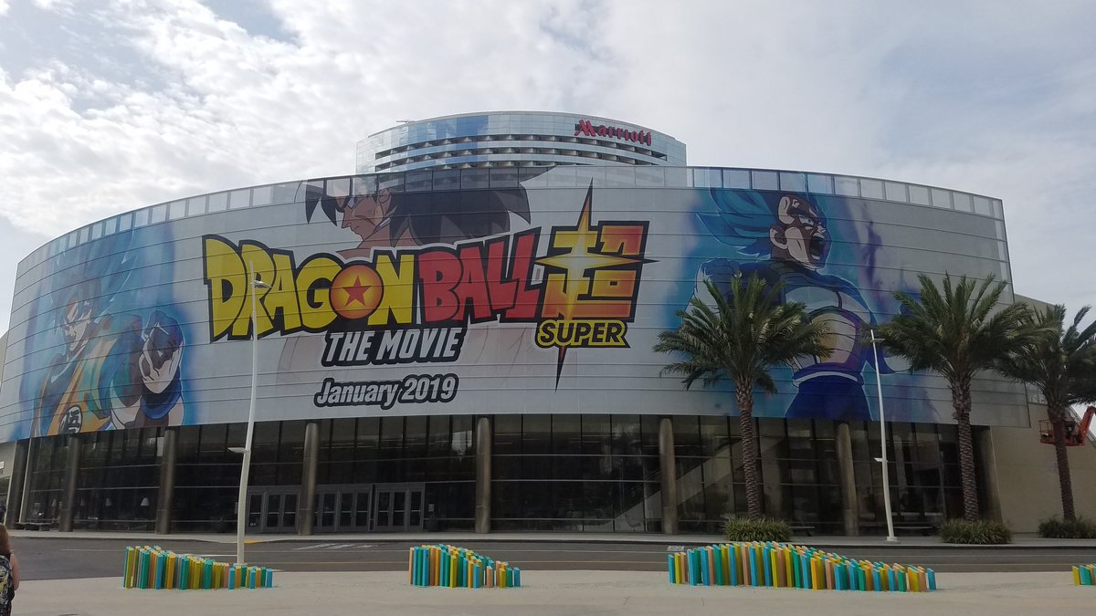 West_Hall_GG's tweet photo. #Geek Enthusiasts and #Nerd Aficionados I will be #live #vlogging all weekend at #SDCC for those not able to attend. If you want me to check something out for you? Let me know, and follow the adventures on #youtube either at #malicecorp or #geekguidepost. Keep geeking on!! https://t.co/N0jyPKFJpg