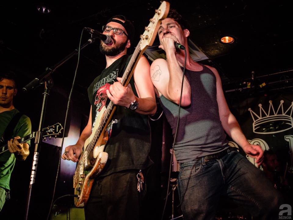 AMinor_Presents's tweet photo. 3 DAYS AWAY: Catch @1992BlueJays w/ Blackened Blues, @parksatnight &amp; @themightabins on Saturday, July 21 at @thesneakydees! Get tickets here: https://t.co/gDfG74976T https://t.co/nQzx1savuw