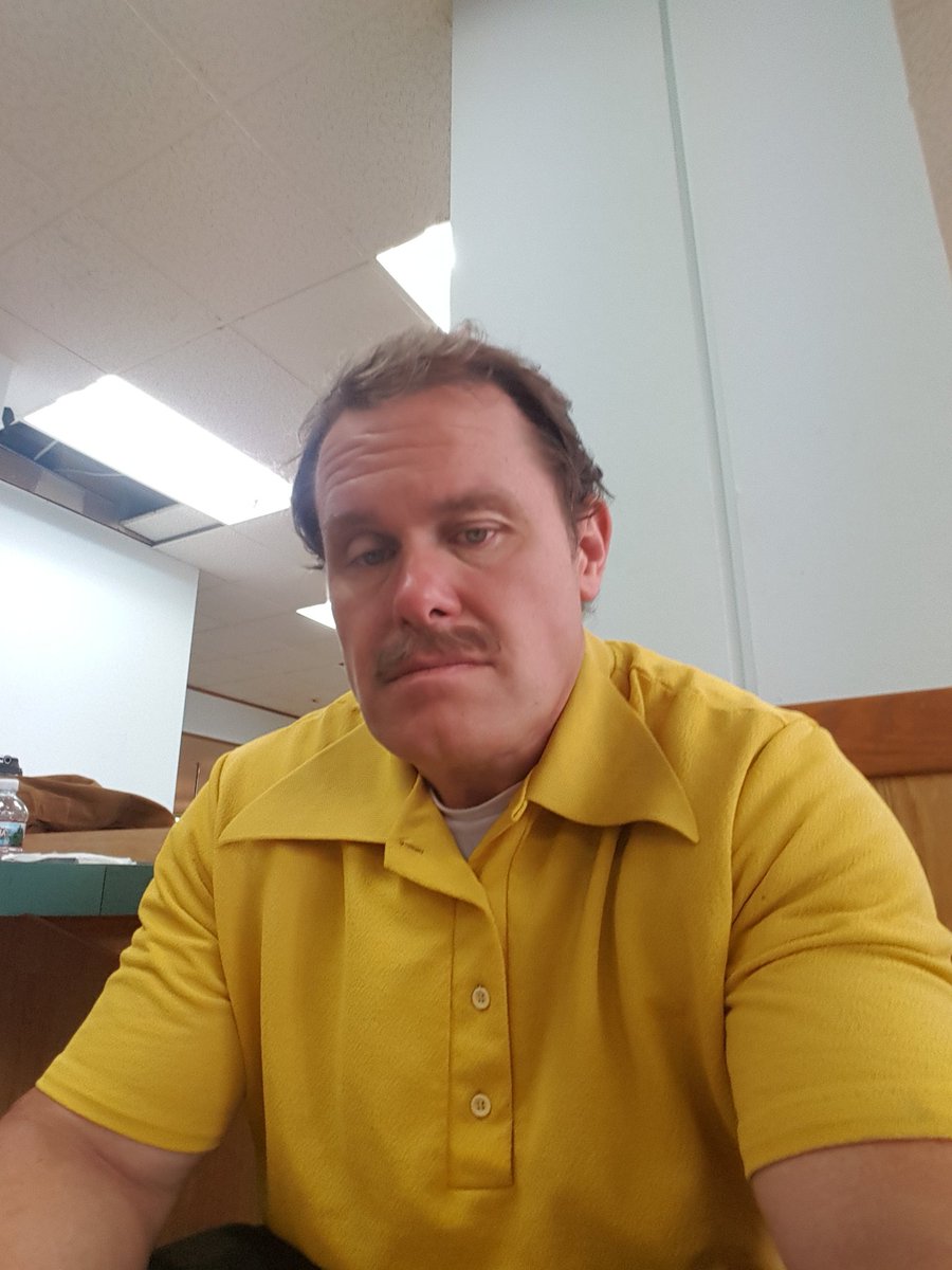 j2king2001's tweet image. Who says I can&apos;t look like a early 1970s used cars salesman.  #funonset #shooting #featurefilm