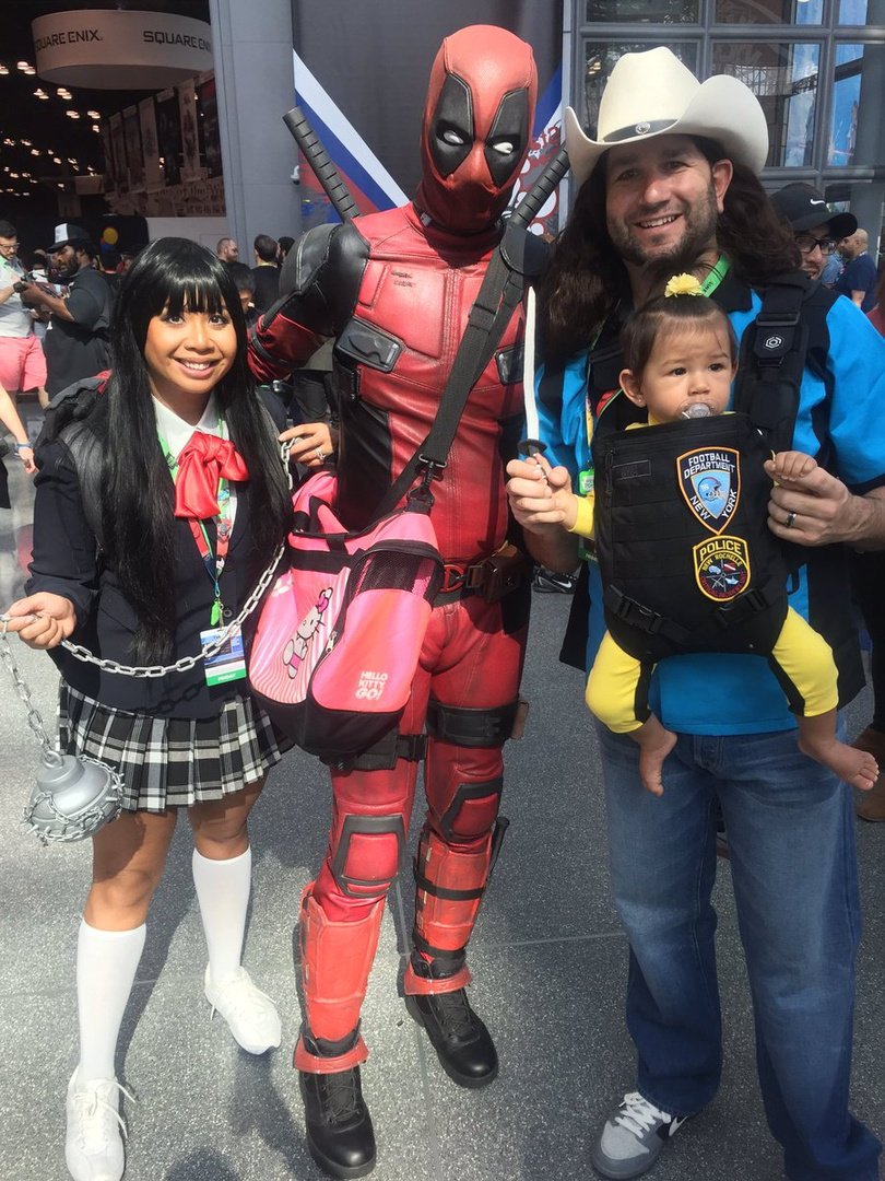 missioncritical's tweet photo. Superheroes & super-kiddos ready for Comic-Con.
#MissionCriticalGear #MissionCritical #MissionCriticalDad #MissionCriticalDads #babycarrier #babycarrying #babycarryingdad #babywearing #babywearingdad #babygear #babylife #dadlife #dadventures https://t.co/jQ7ZLjEKh4
