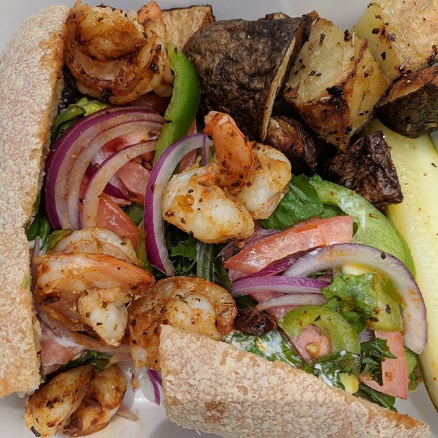 FUDUapp's tweet photo. @sunroomcafe is a new #FUDUprovider #restaurant !! Order from the @fuduapp and get $2 00 off using #promocode NEWBIRD https://t.co/LrqYkPfT08 https://t.co/aIkvx3sBD6