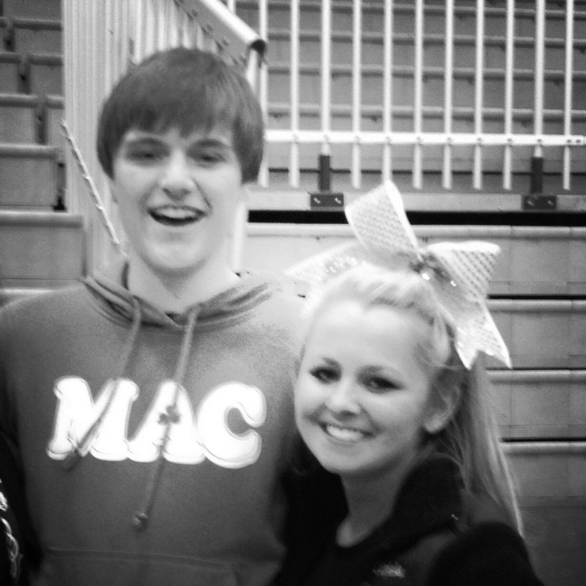 Bad_Luck_Brando's tweet photo. 5 long years without you...this day will never feel real. Forever missing you.  @KaelynnFay 💚👼🏼  #flyhighkae https://t.co/fwGyn3Jrk6