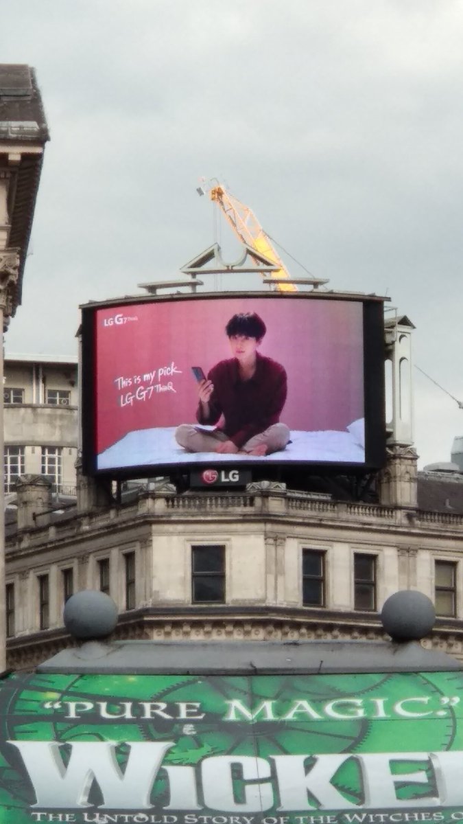 TeamBTSholland's tweet photo. I was going crazy today when i saw @BTS_twt on big screen in the Oxford Street!! 🇬🇧❤️
#BTSLG #BTS #BTSARMY https://t.co/qvY5pOq7mo