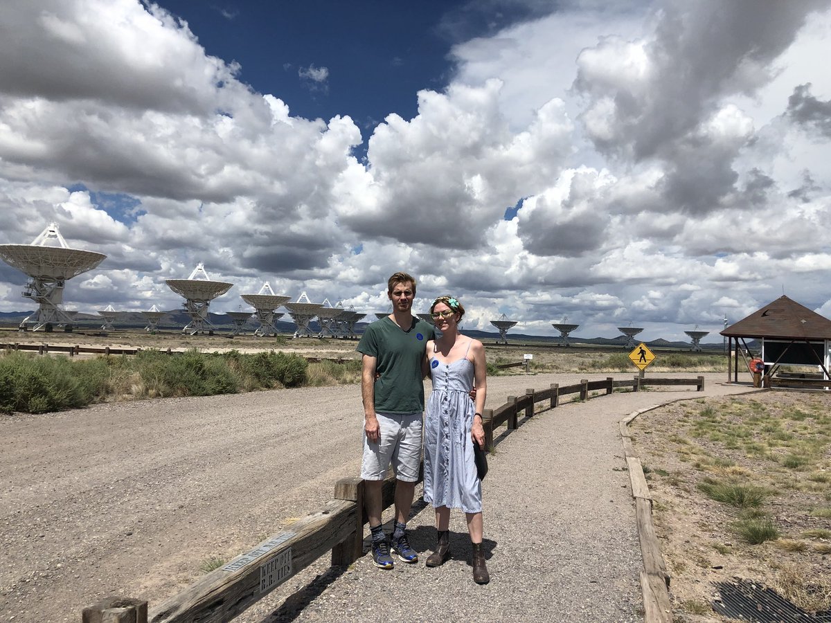 LaurenGlasses's tweet image. #VeryLargeArray #VLA and #phantasm #newmexico 🌵👽