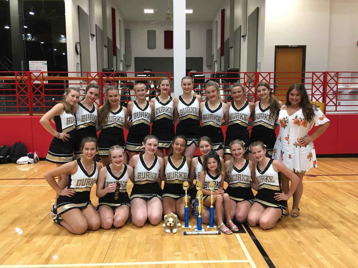 Burkedancerz's tweet photo. What an awesome camp! So proud of these girls hard work! Let’s have an amazing season! 🖤💛🖤💛 #UDAcamp18 #UDAinLNK #nattysherewecome https://t.co/rTP7tbk6sJ