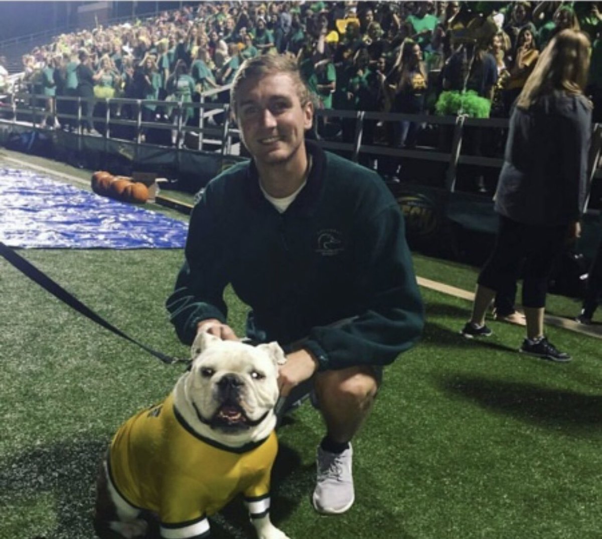 ATUSigEp's tweet photo. Happy belated birthday to our official Brother Jerry the Bulldog! He accepted a bid from us a few years back and he’s the best looking member in chapter!!! #VDBL #atujerry #jerrythebulldog https://t.co/ViiVrXmhVb