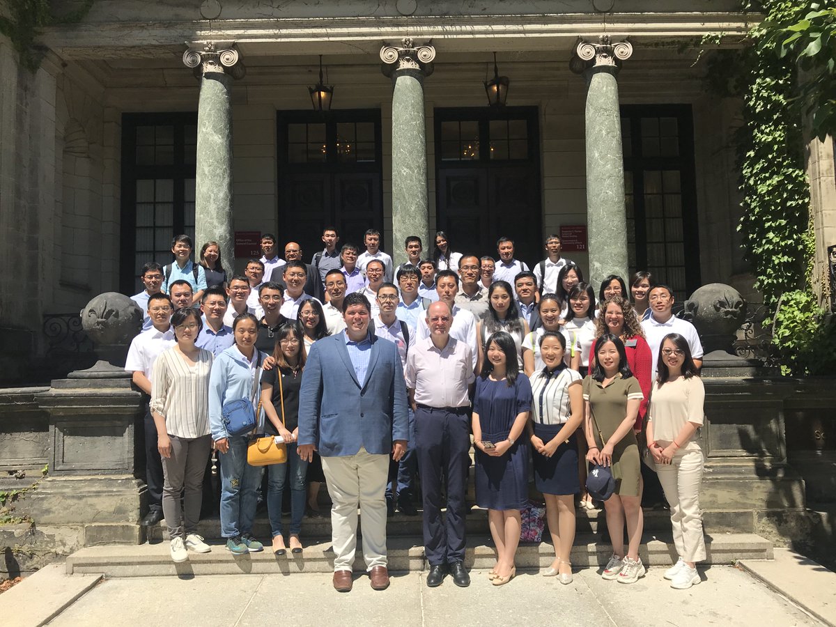 GDP_Center's tweet photo. Hosted members of @CRRC_global, China's state-owned rail transit machinery & other rolling stocks equipment manufacturer, this morning @BUPardeeSchool - introducing the #GDPCenter & our China related research & learning more about @CRRC_global's engagement in int'l development. https://t.co/J0VWy8ZZvJ