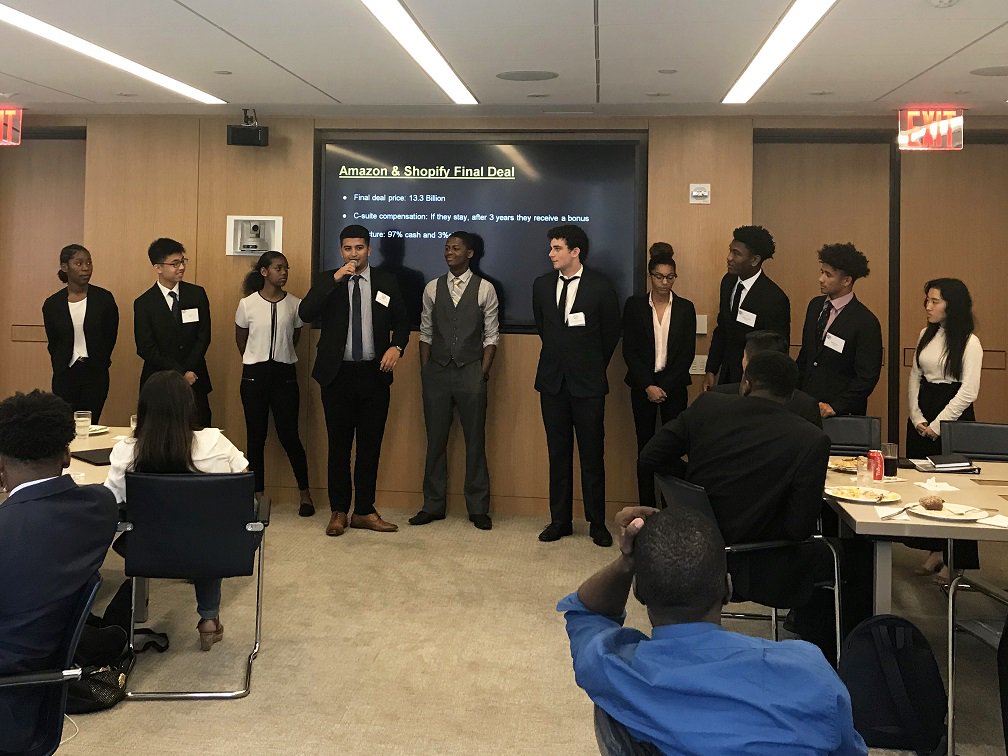 Mayer_Brown's tweet photo. Mayer Brown and @jac_esq were happy to host @YABLeaders at the firm’s NY office for presentation day at NY Summer Business Camp 2018 #YABSummer #YAB2018 https://t.co/L9sjyYnrIk