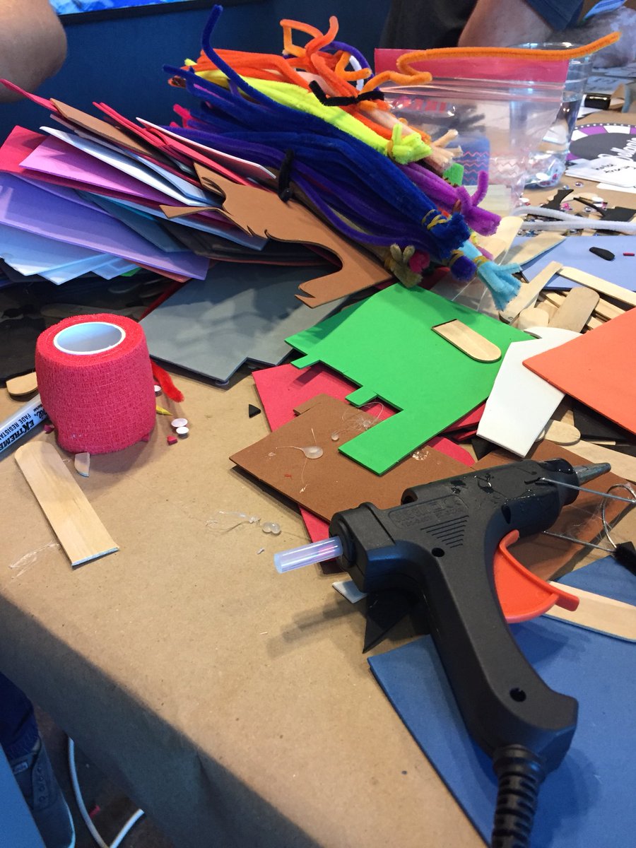 maryekemper's tweet image. ADE Unplugged action at the #JoyofPL Casino of Learning #ADE2018 #AppleEDUchat