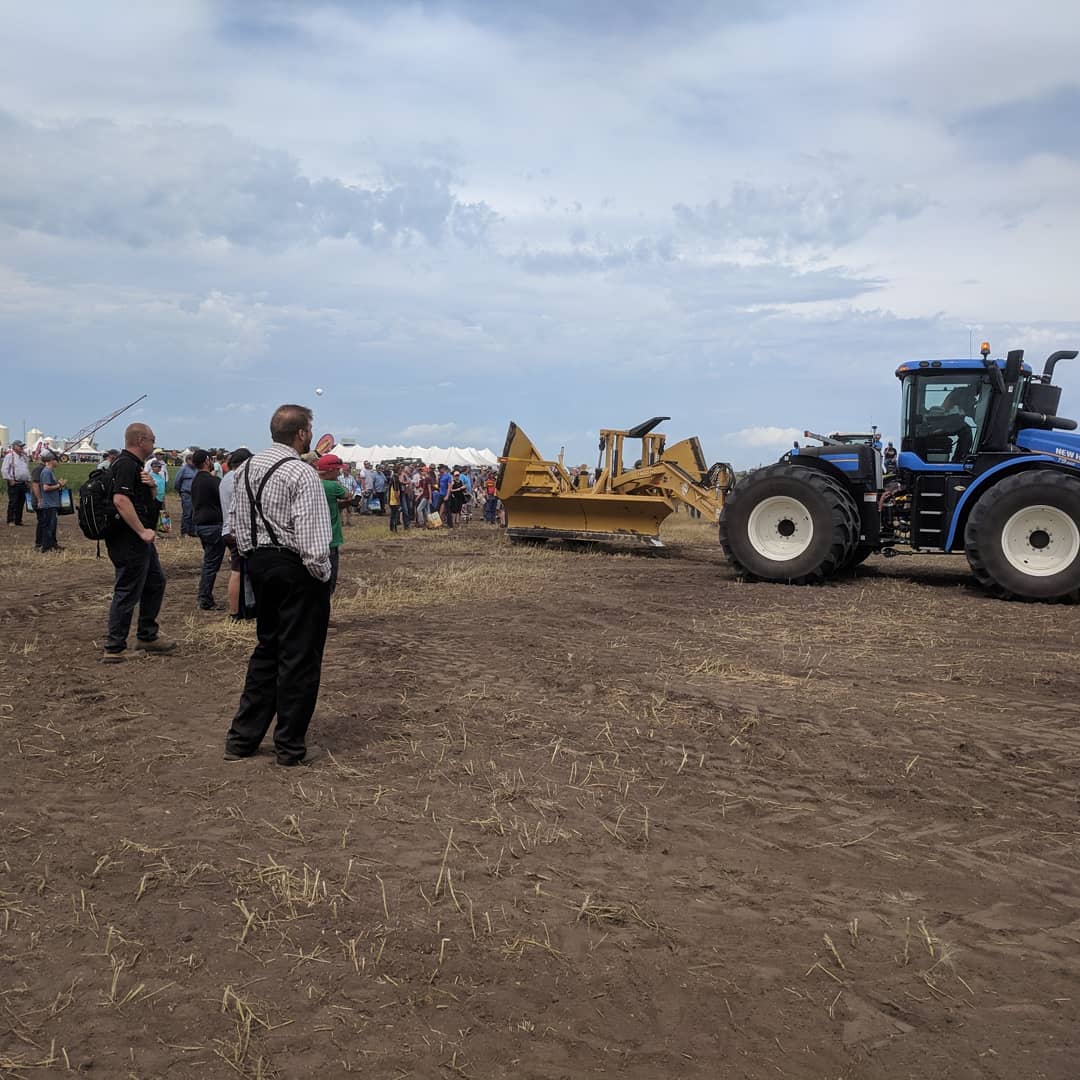 HiTecAg's tweet photo. Day 2 of earthmoving demos at Ag in Motion. #AIM18 #WestCdnAg #vwingditcher https://t.co/C7m4PL0OCC