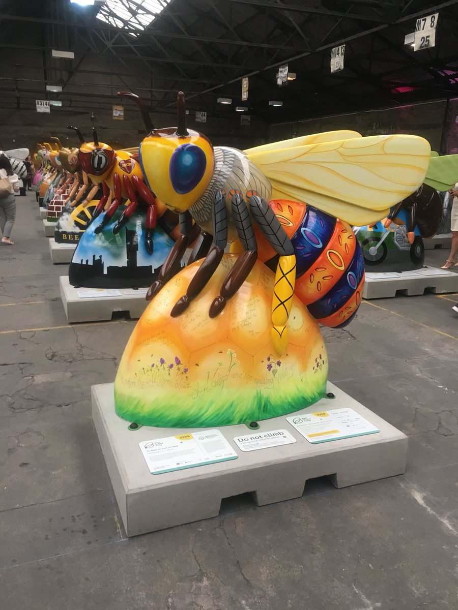 Lisa_Maria_V's tweet photo. Bee-ing in the city is about to become much more exciting! Love the thinking behind the #BeeInTheCity public art trail. Manchester’s unforgettable Summer 2018 looks set to go on &amp; on &amp; on https://t.co/nEXy7WzPOA