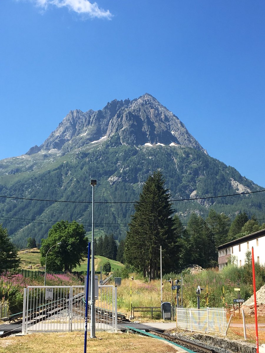 Les marecottes walk and swim 🇨🇭🇨🇭🇨🇭#switzerland