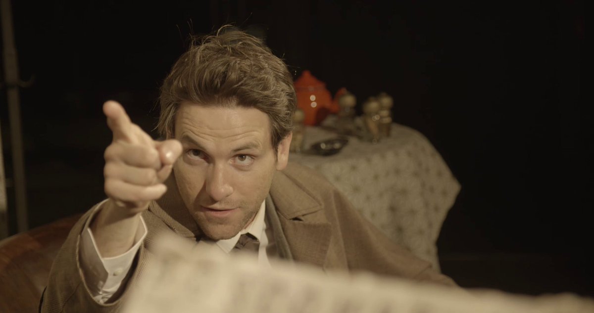 blog_bazart's tweet image. un excellent spectacle familial vu #OFF18  au Théatre @ArracheCoeurOFF  SHERLOCK HOLMES ET LE MYSTÈRE DE LA VALLÉE DE BOSCOMBE- 
   3 comédiens, 9 personnages, un seul meurtrier   ..la pièce joue aussi cet été @TheatreSplendid ...courrez y !!