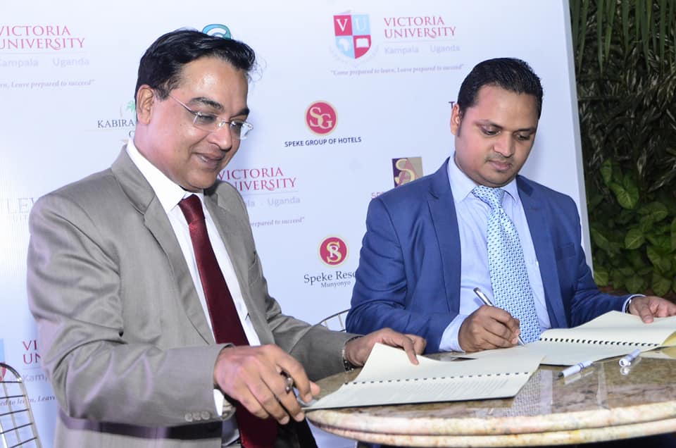 EDXTravel's tweet photo. Victoria University &amp; Speke Group of Hotels sign Partnership to strengthen the Hospitality industry in EastAfrica. @VUKampala to benefit Practical Skills from Speke Group of Hotels: https://t.co/BllxzlWcma

#SucceedWithVU #VictoriaUniversityKampala #HigherEducation #TourismUganda https://t.co/hFufrP9m6a