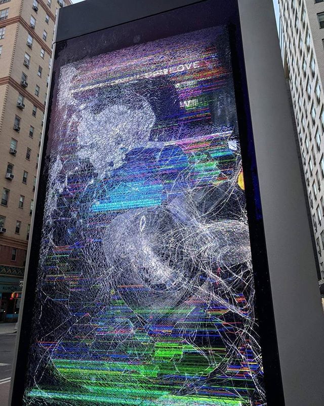 dotdeathparty's tweet photo. Broken Screen in NYC

From the New York subreddit

#NewYork #nyc #cyberpunk https://t.co/mq9yfHvn7a https://t.co/xLJbltQ0T8