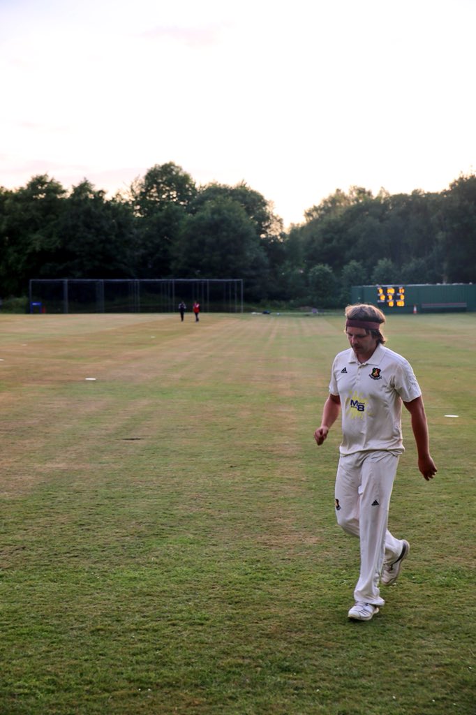 ScottyCricket's tweet photo. @GregCameron27 leads @FerguslieCC off tonight after he took 6 wickets v @poloccricket in #PlayerReg #McCullochCup @WDCUcricket @YoungCraig @ericmyoung https://t.co/kixDpgvLGz
