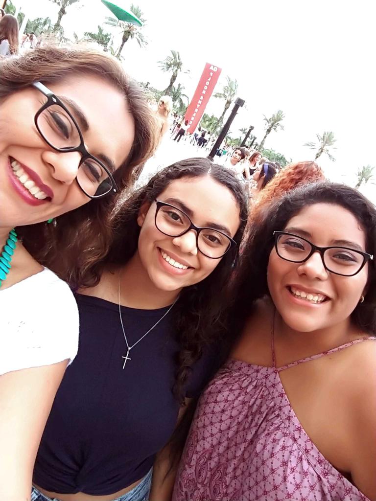 thisisnyl's tweet image. I spent an entire year saving to see Harry and when the night came I couldn't believe it.I couldn't have been more grateful to see the man I've supported since 2011. Now going on 16 yrs old he has made the biggest impact on my life and I couldn't be more grateful for him❤