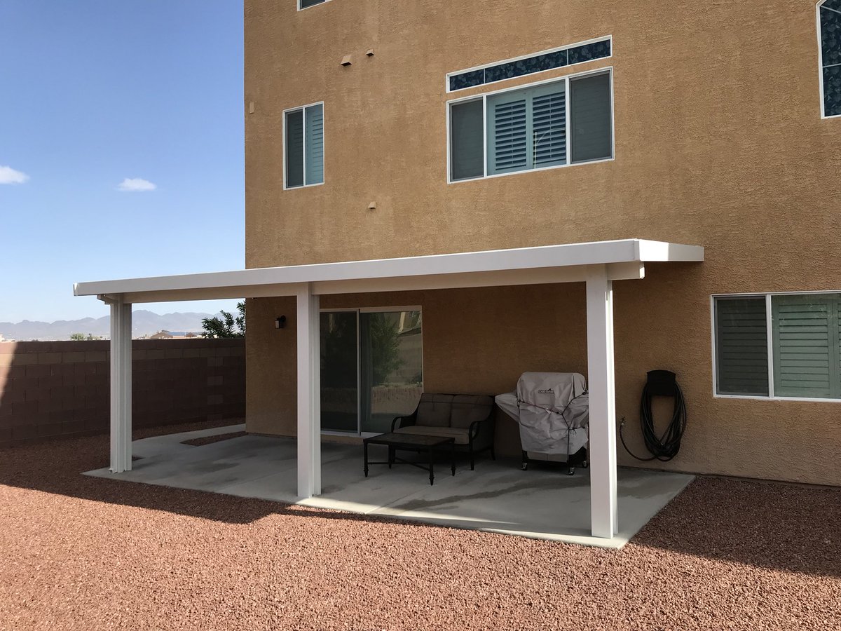 BellaPatioLV's tweet photo. Sometimes, simple is best. 
.
.
#patiocover #patiolife #solid #beveled #homeimprovement #architecturalphotography #aluminumpatiocovers #duralum #alumawood #simple #basic #BellaPaio https://t.co/YYi2gjjvSD