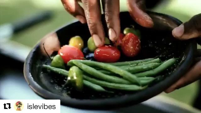 experienceskn's tweet photo. #Repost @islevibes with @get_repost
・・・
Cooking is all about people. Food is maybe the only universal thing that...  https://t.co/sknUnjyrAF https://t.co/zHXvVG1e2F