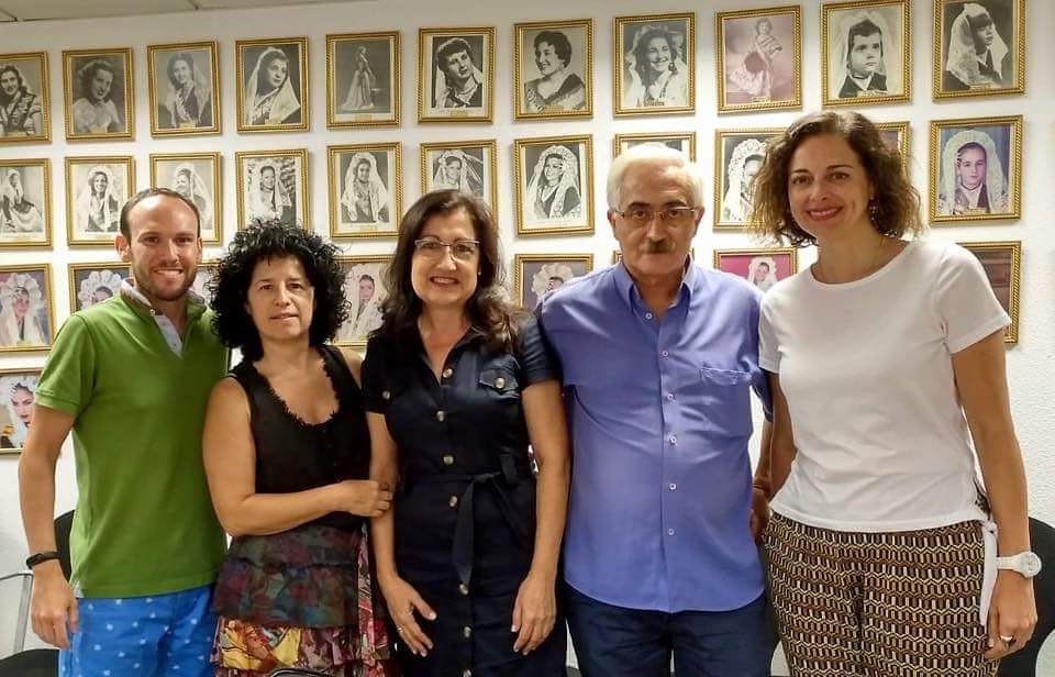 Esta tarde se ha reunido el jurado de nuestro
Concurso de fotografía  de Instagram ! Gracias a todos los participantes! Han sido + de 200 fotografías de gran calidad!! Se lo habéis puesto difícil a nuestro jurado a los que tenemos q darle las gracias! os diremos los ganadores!!!!