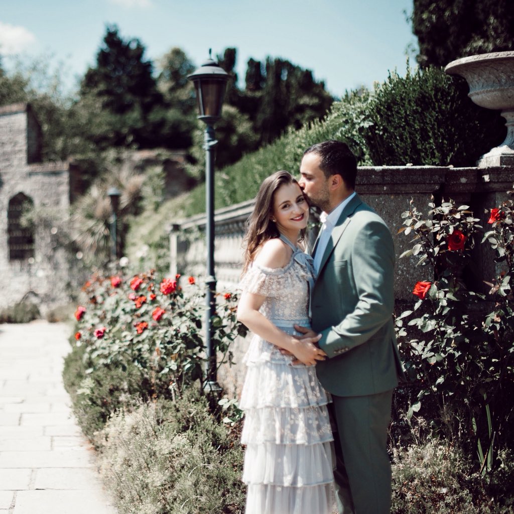 Shh, there’s a baby on the way...
#ParentsToBe ✨🎉