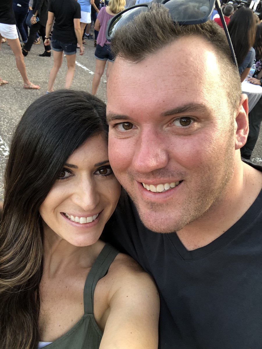 EllingDaniel's tweet photo. @starkeyhearing We had an amazing evening! Thank you. https://t.co/xLiCkz4S1L