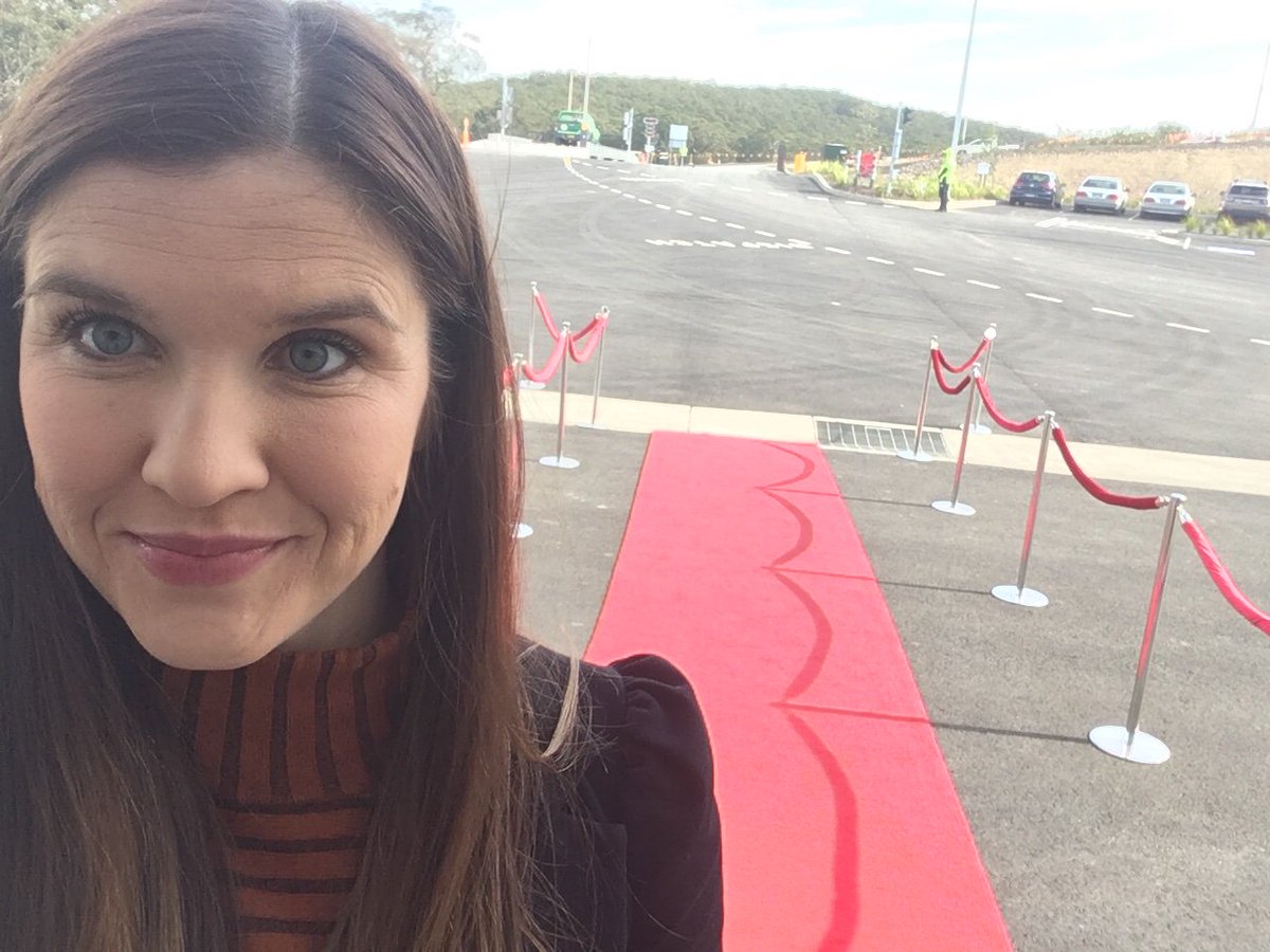 em_c_murphy's tweet photo. A red carpet at the tip... who would have thought ❤️🤩 https://t.co/QVSGZBWpqk