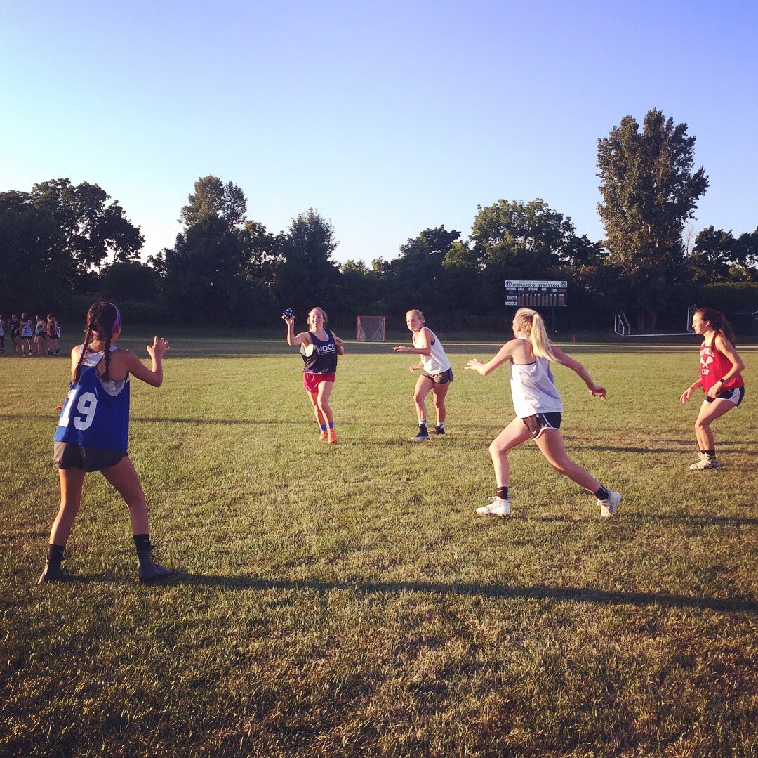 StampedeGLax's tweet photo. Some serious handball action ๐๐ฝ 2020s last Summer Practice! ๐ช๐ฝ๐#StampedeLax #NextLevel #Parcore https://t.co/TcYx6mK5HN