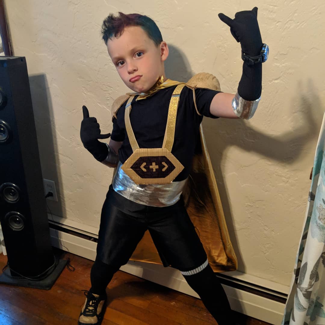flawedandfree1's tweet photo. We have a @WALKTHEMOONband fanatic!! He can't wait to see his favorite band at his very first concert in just over a week! We hope they play his favorite song and he would love to meet his heroes! 💙🌑 @petricholas @wtmkevin @brosemaiman @seanydrums #workthisbody #firstconcert https://t.co/WRxuYlbUhl