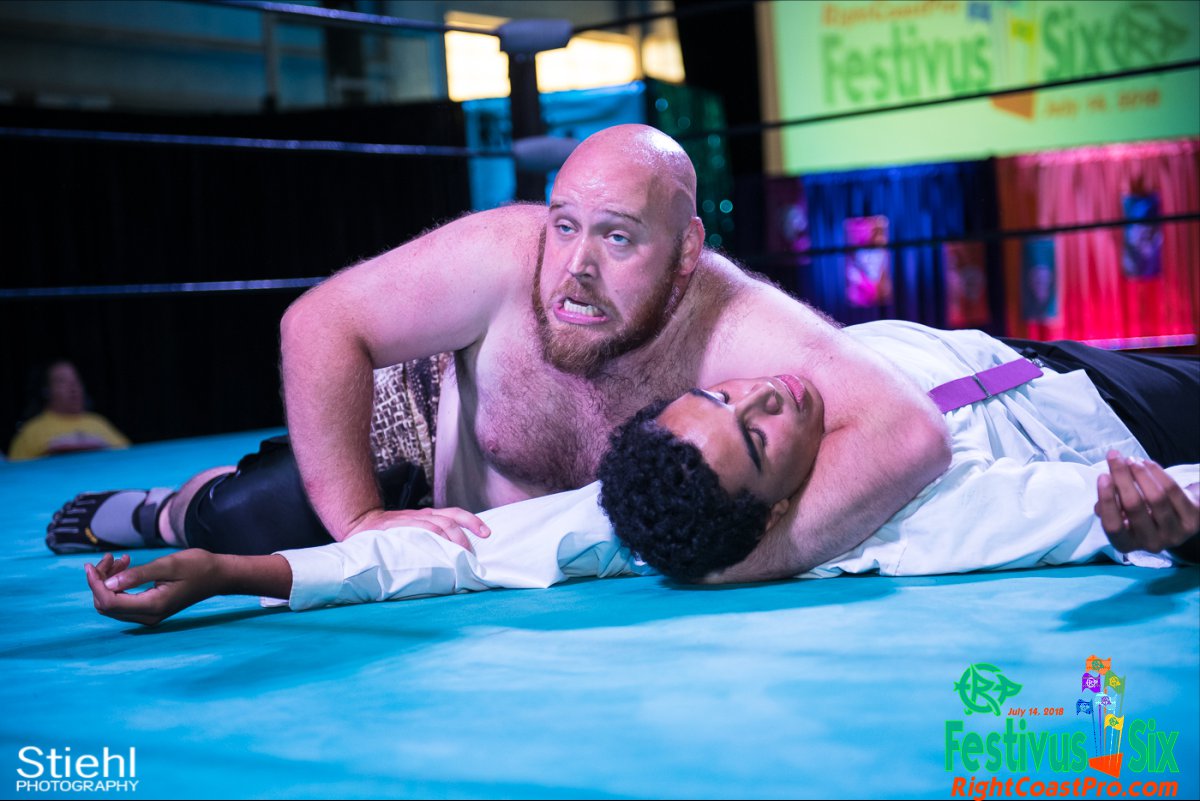 rightcoastpro's tweet photo. Wildlife William Fitz welcomes @DexterTheBrain0 to the jungle known as professional wrestling at Right Coast Pro Wrestling in Delaware's Festivus Six Event
Match results and great @StiehlPhoto's are up:
https://t.co/is58F1bAgs https://t.co/G64XGujuuE