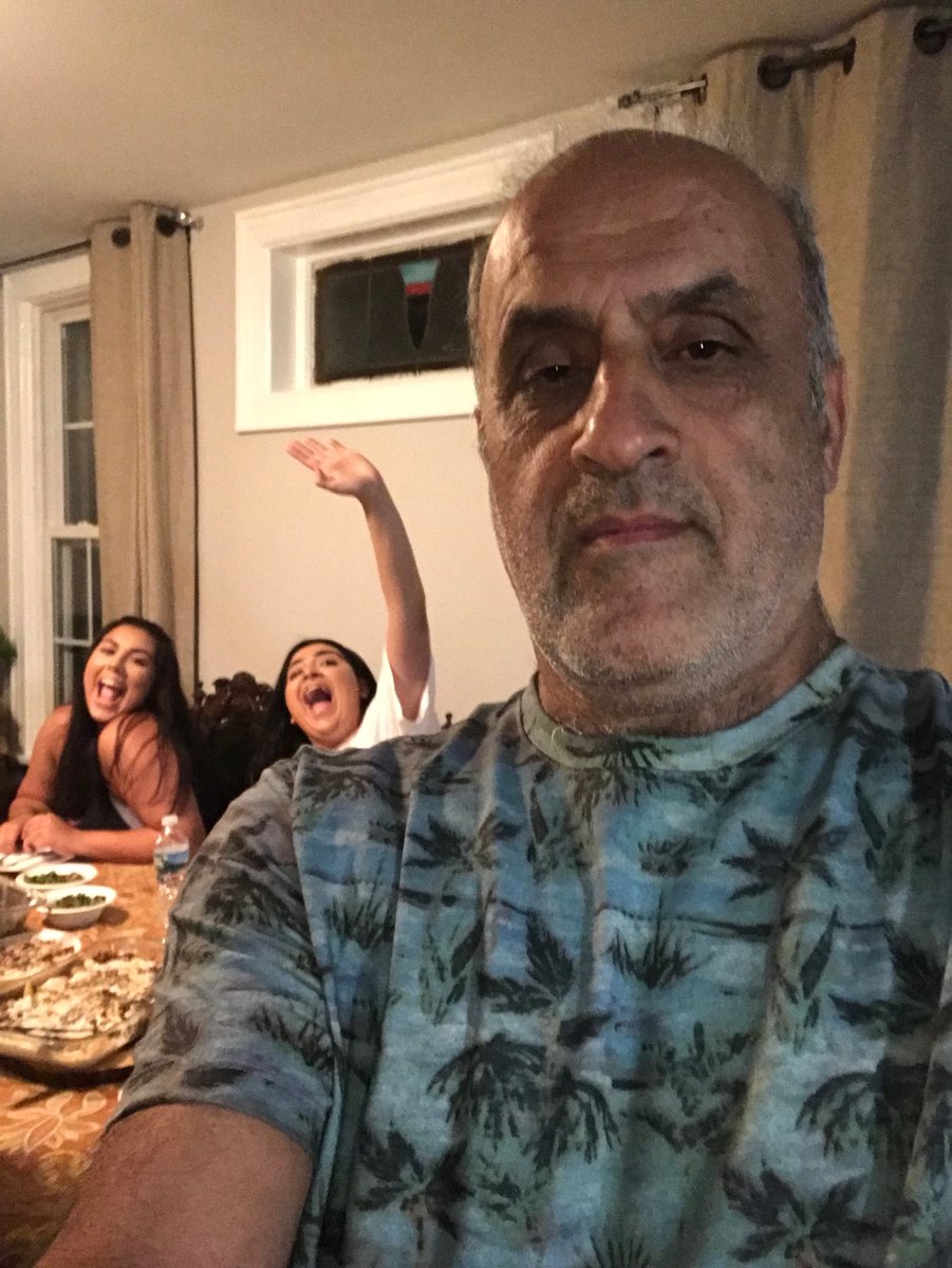 Amanda_Sausaa's tweet photo. Second home #dinnerwithfam #cooldad #sophiasdadmydad #awesomecool https://t.co/rBjIaTmUy6
