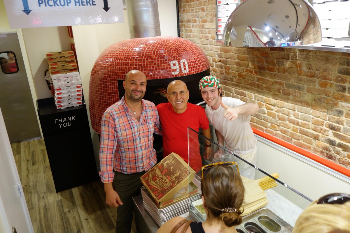 CiaoWashington's tweet photo. .@ilcanaledc owner Joe Farruggio brings #90secondpizza to Washington. That would be a pizza fully cooked in #90seconds at #900degrees! Mamma mia! https://t.co/iWxRGC6t23