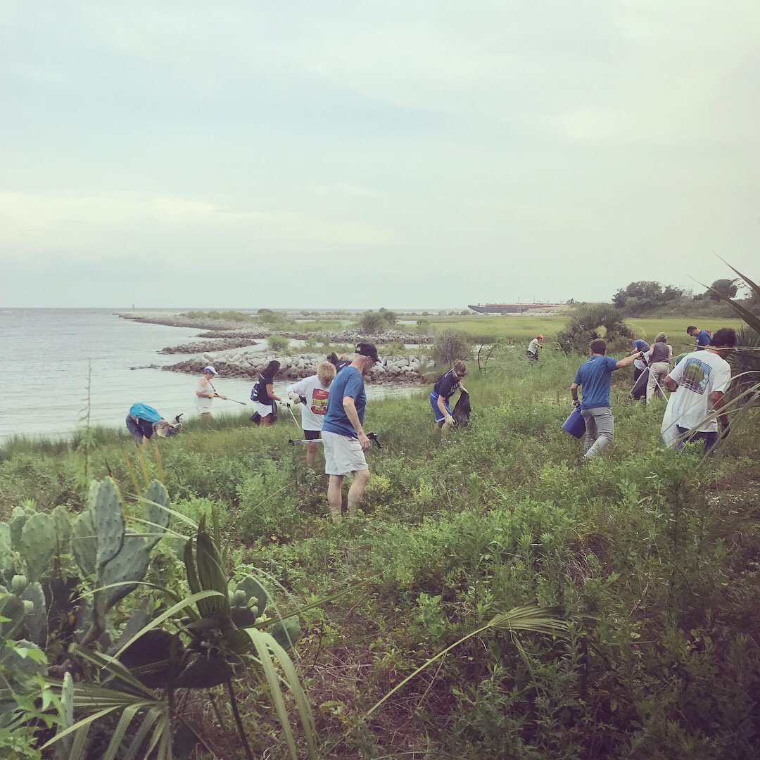 MooreforD4's tweet photo. Bruce beach clean up! Nice to see so many citizens willing to brave the overgrown vegetation and rain to make our community better! We collected LOTS of trash!#moorefor4 #pensacolacitycouncil #upsideofflorida #brucebeach https://t.co/bMbeuhgxcM