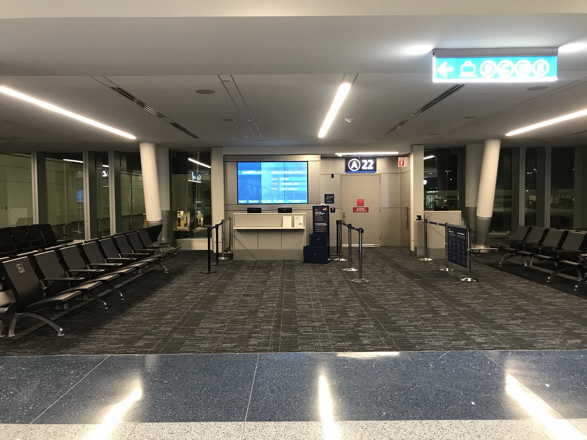 RicFirpo's tweet photo. #JetBlueCLT in position for the next chapter! @JetBlue @HelloJetBlue @CLTDouglas https://t.co/ieoFUxqbx7