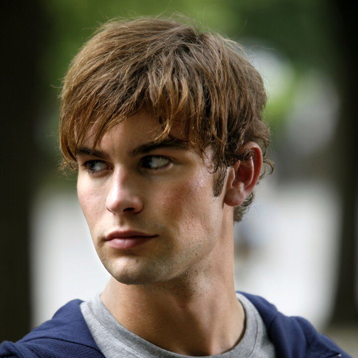 Happy Birthday to Chace Crawford  have an amazing one handsome  