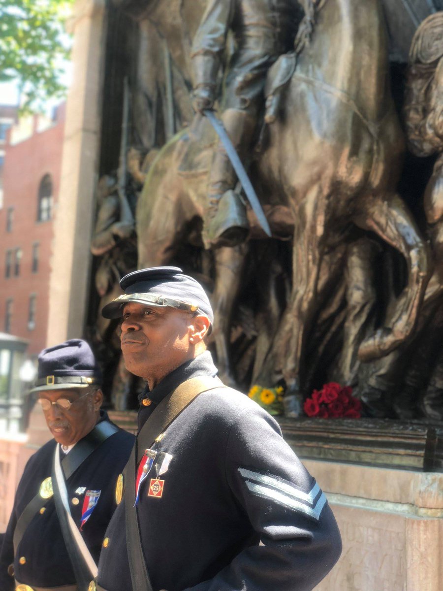 BOAFNPS's tweet photo. In their wake, some 180,000 African Americans in the North would be inspired by their sacrifice&called to serve. Today, living historians portraying the 54th came to the memorial on Boston Common today to commemorate these honored dead. #FortWagner155 #Forward54th #FindYourPark https://t.co/2GH1I6IvXr