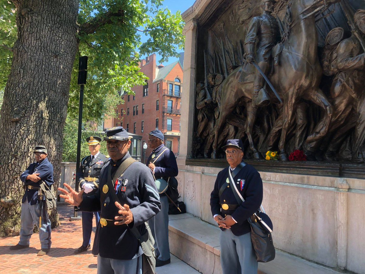 BOAFNPS's tweet photo. In their wake, some 180,000 African Americans in the North would be inspired by their sacrifice&called to serve. Today, living historians portraying the 54th came to the memorial on Boston Common today to commemorate these honored dead. #FortWagner155 #Forward54th #FindYourPark https://t.co/2GH1I6IvXr