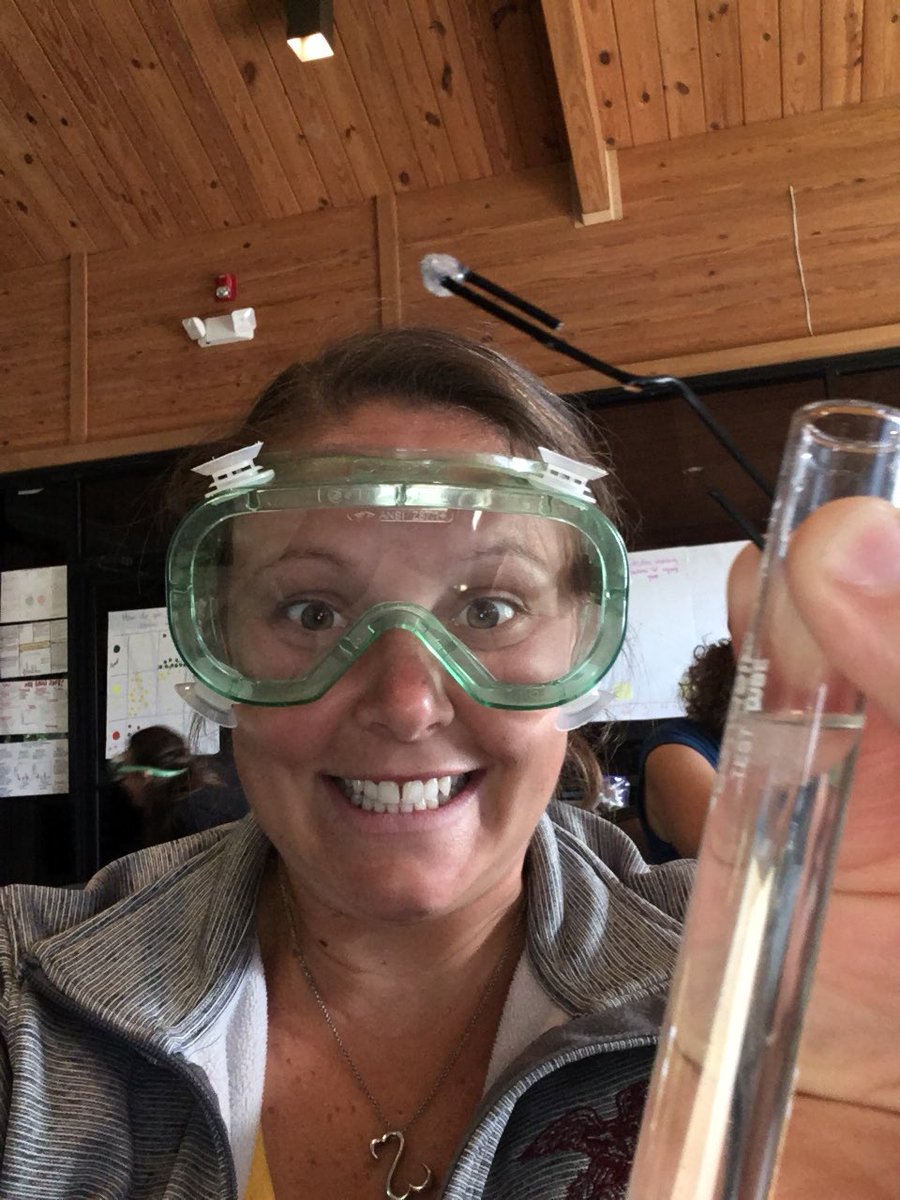 Extracting DNA from BANANAS with @May4AgEd and <a href="/MannCharles/">Charles Mann V</a> at #NATAA18. #bananas #dinnertime <a href="/NAAE/">National Association of Agricultural Educators</a> <a href="/corveta/">انوثه طاغيه </a>