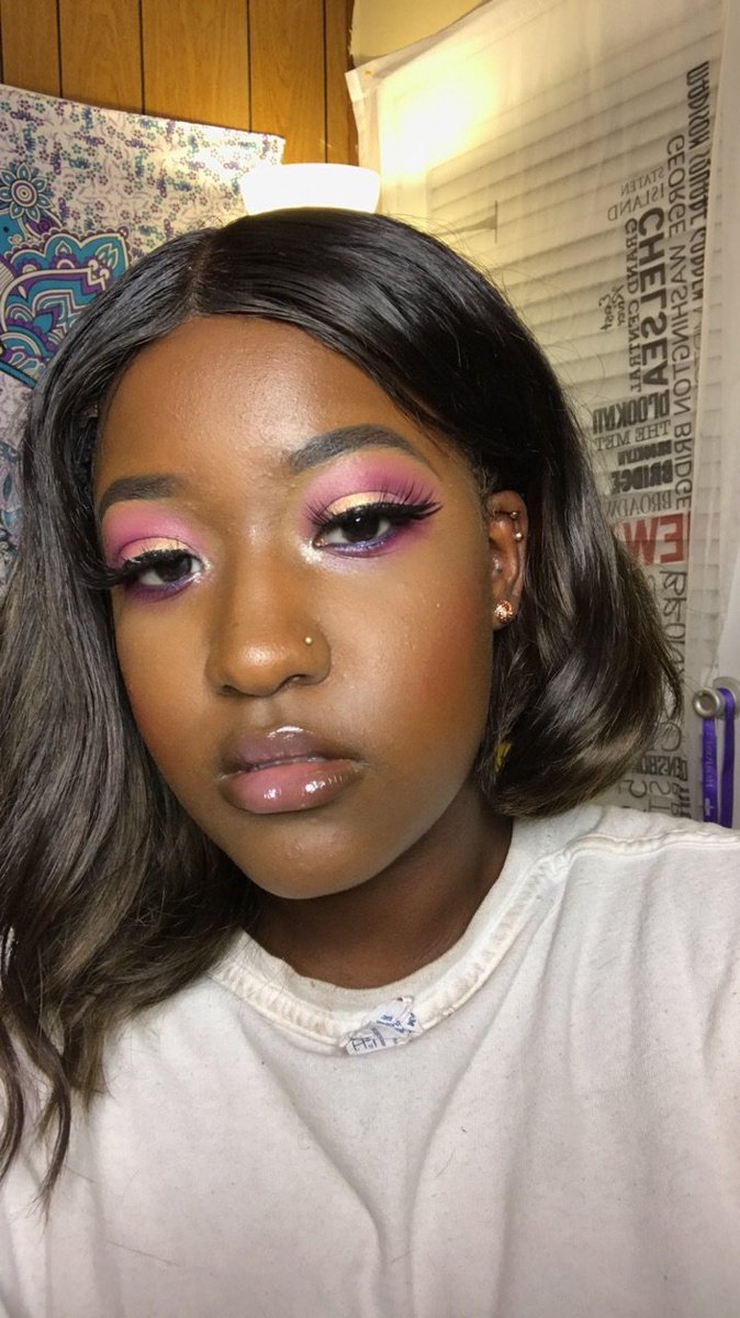 Live_975's tweet photo. Industry insiders ✔
Beauty tips ✔
Fashion advice ✔
We've got the segments for you 😉
#ITWT☕ #GlambyKeez #StyledbyRaymon #Live975 https://t.co/AZHQWrUUuM
