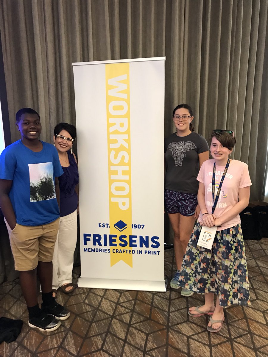 nancypjohnson's tweet photo. Day one of the Friesens yearbook conference featured a photo walk on the San Antonio Riverwalk. #sohot #worthit #studentjournalistsrock  #Dobieproud https://t.co/MkqhSu5sRO