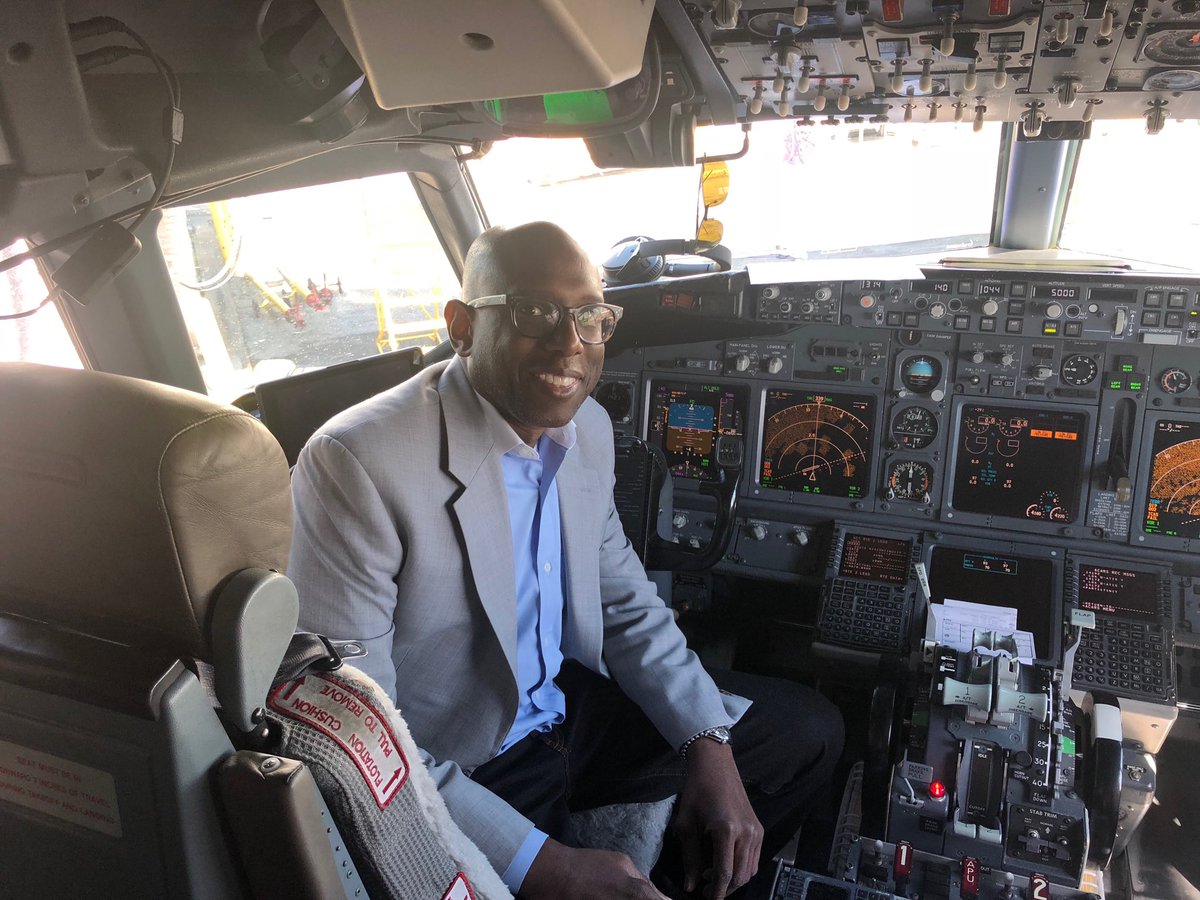 Made it safely back from the voting rights seminar in San Antonio, TX.  Just stopped in the cockpit to check on my piolots. #PRIVATEFLIGHTS#ALTITUDE-NOT-ATTITUDE. #CROSLANDLAW2018.