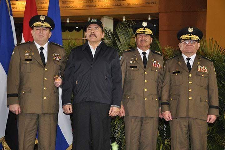 juan_campov's tweet photo. En Nicaragua gobierna un sanguinario asesino del pueblo, que esperan @OEA_oficial @Almagro_OEA2015 @ONU_es @ONU_fr para sacarlo del poder ? @EcuavisaInforma @mercurioec @ginamo84 @Pirata_Gourmet @Pauli8g @andrespaezec @caacosta1962 @amdycc @Patriota_Ec @licenwannabe @ztelizabeth https://t.co/f53ocqFcjw