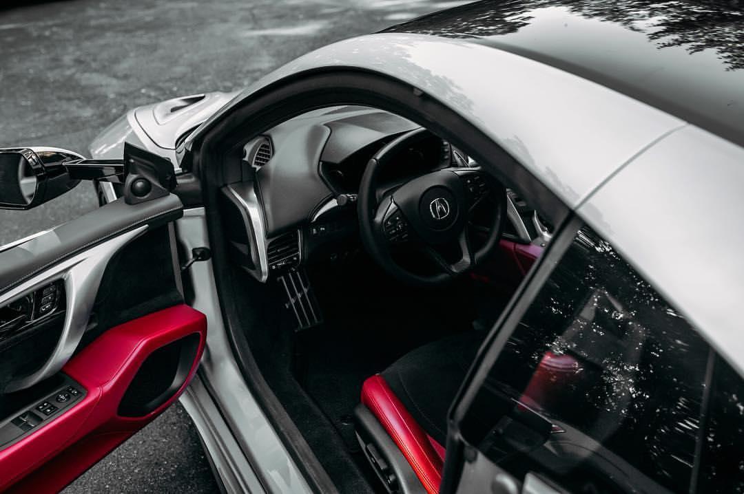 thomasacuraca's tweet photo. 'Aesthetically beautiful and incredibly capable!💥💪🏻' #NSX #PrecisonCraftedPerformance
📸: @5thphvse https://t.co/u48Ojq4tzO
