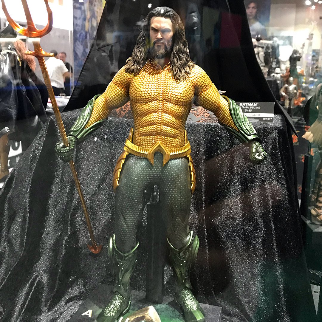 Rotten Tomatoes on Twitter: "Jason Momoa rocks the classic #Aquaman