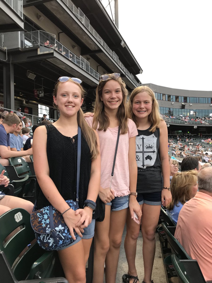 thetracy411's tweet photo. @BhamBarons #COKExBARONS https://t.co/UbEiiBT6R3