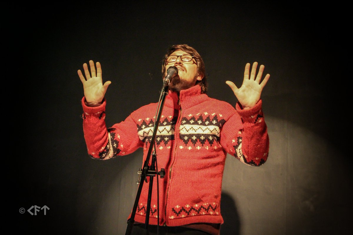 ProgramaNTN's tweet photo. Mañana jueves en @GranRefugio NTN en vivo #violentoparra #misapop $4000 si reservan en la APP del bar. $5000 puerta. 22 hrs #standupcomedy https://t.co/epbKqBob5t