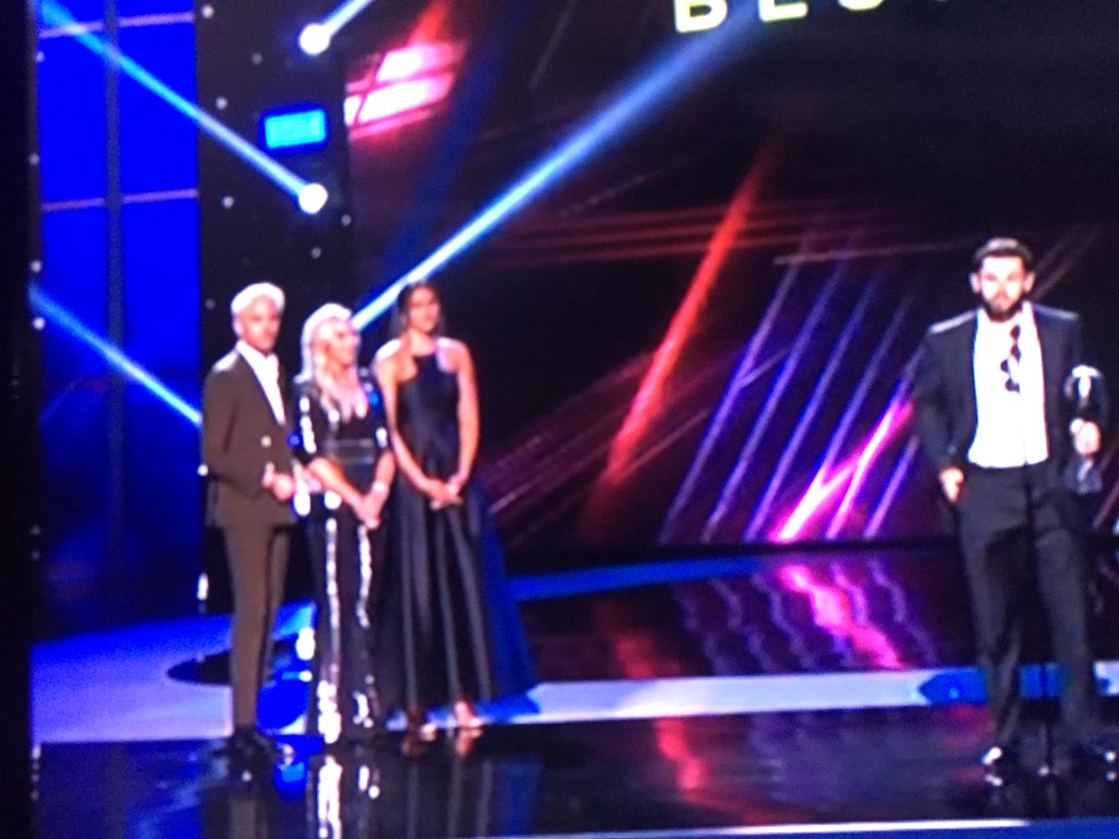 BeyoncesWT's tweet photo. I had a heart attack @MsCharlotteWWE you got me I did not expect to see you at The ESPYS again 😭😭 https://t.co/5iWuWyhWt5