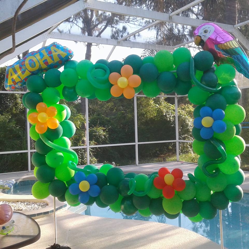 Balloon Photo Booth Rental in #DeltonaFlorida #Balloon #balloonphotobooth #Orangecity #debary #deland #florida #balloondecorations